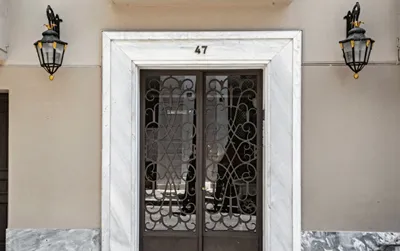 Koukaki Residence