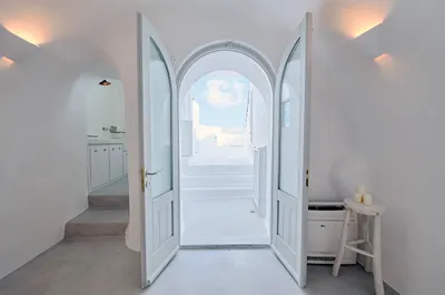 Cave Suite Oia