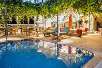 Thalassies Hotel