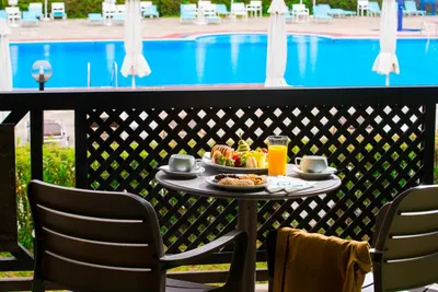Simantro Resort