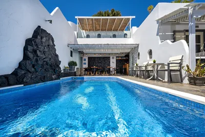 Plastiras Rooms Santorini