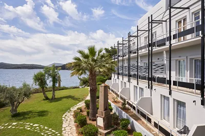 Poros Image Hotel by GHH