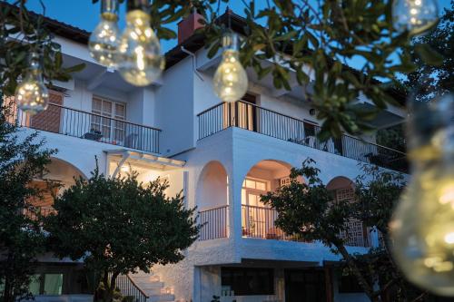 Hotel Liotopi