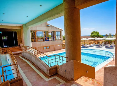 Ledras Beach Hotel & Villas