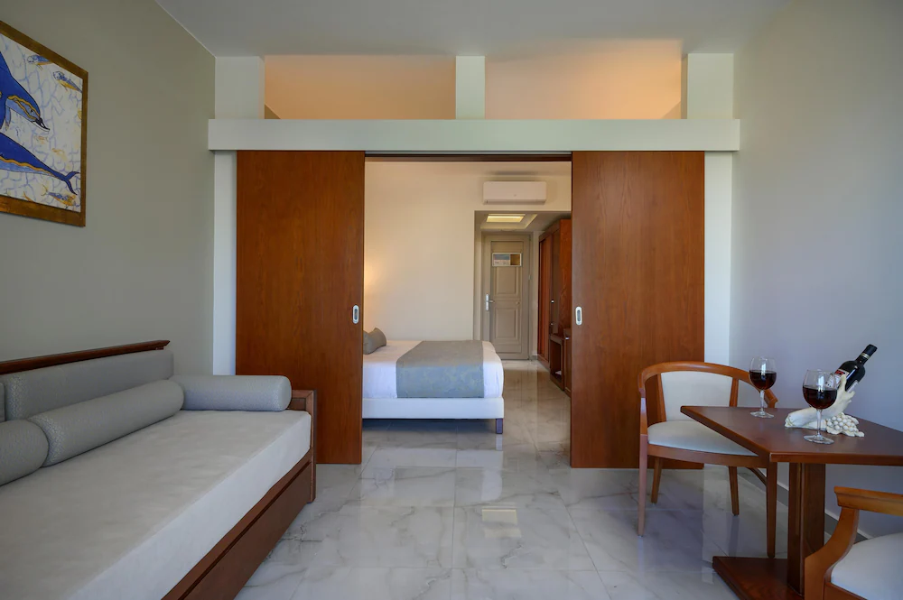 Vantaris Palace Hotel