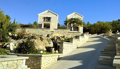 Adastra Ithaca Luxury Suites