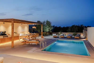 Sokratis LocoLux Villas & Suites