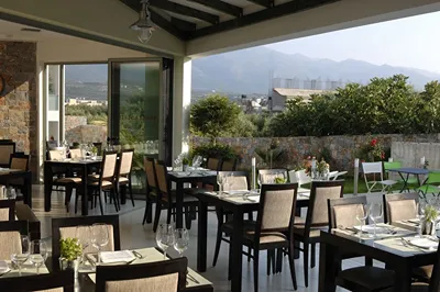 Angela Suites Boutique Hotel