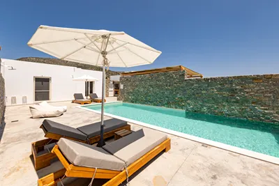 Cycladic Breeze Villas