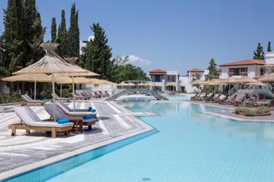 Eretria Hotel & Spa Resort