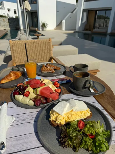 Nuca Mykonos
