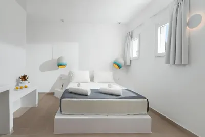 Voca Hotel & Suites