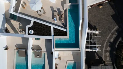 Omna Caldera Suites
