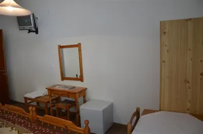 Theo Hotel