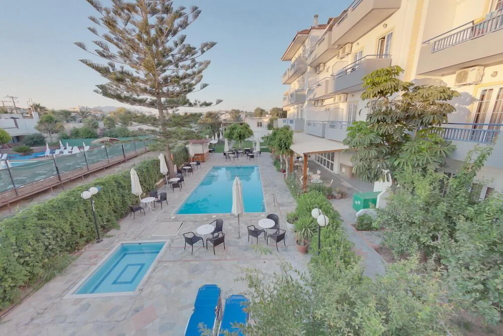 Marirena Hotel