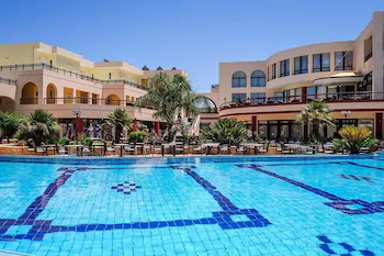 Vantaris Palace Hotel