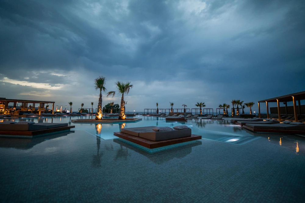 Senseana Sea Side Resort & Spa