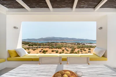 TWWO Antiparos