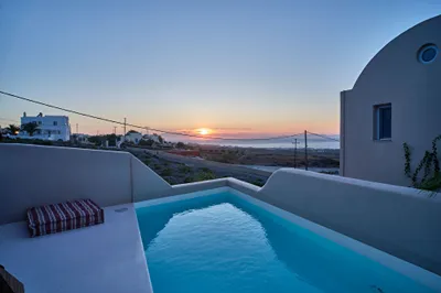 Pink Freud Villas
