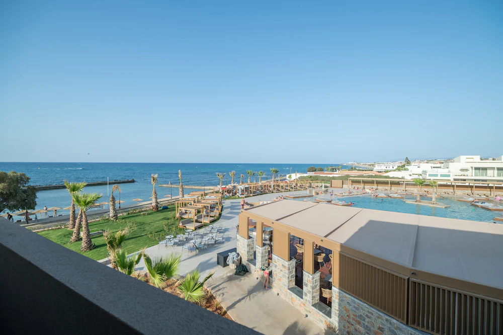 Senseana Sea Side Resort & Spa