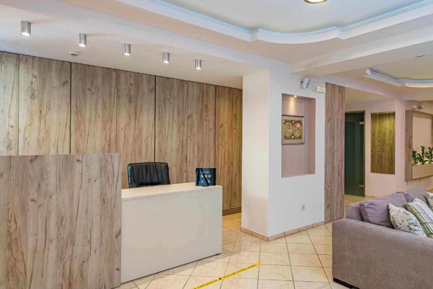 Varres Hotel