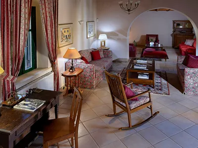 Castello Villa Daphnes