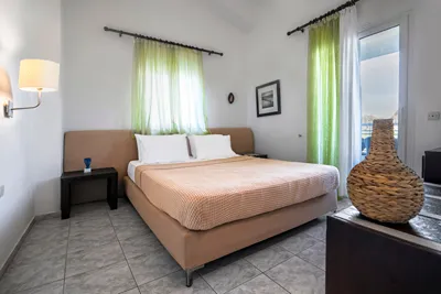 Dionisos Luxury Villas