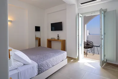 Elia Pyrgos Santorini