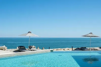 Akrotiri Olympos Luxury Suites