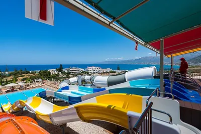 Grand Hotel Holiday Resort