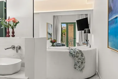 Athenaeum Eridanus Luxury Hotel
