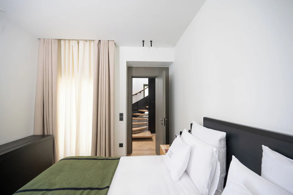 Athens Capital Suites-Mgallery Collection