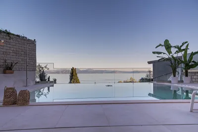 ACHILLION LUXURY CORFU VILLA & SUITES