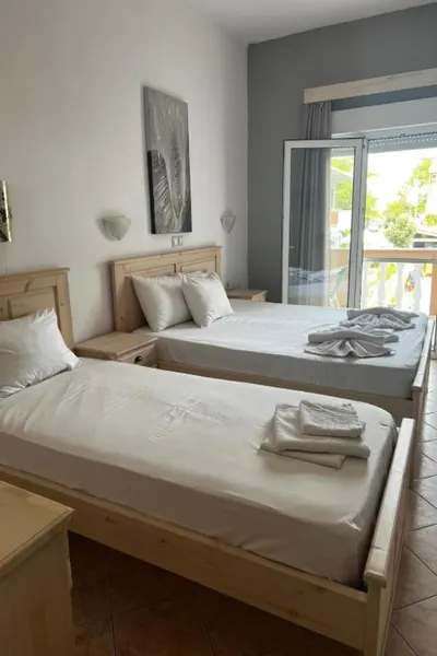Ellas Hotel