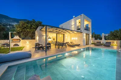 Aggelatos Stone Villas