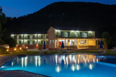 Menes Hotel