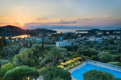 Paradise Hotel
