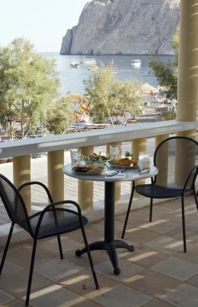 Kamari Beach Hotel