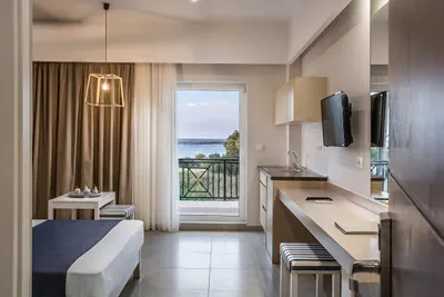 Sea View Hotel & Apartments
