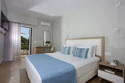 Paradise Hotel
