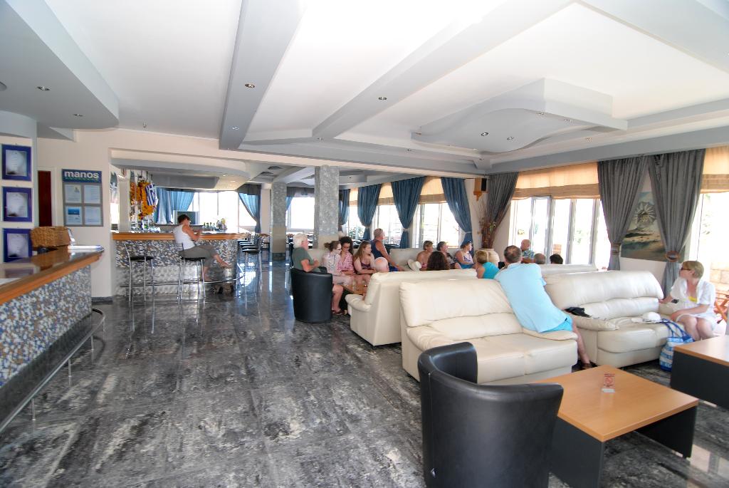 Zeus Hotel