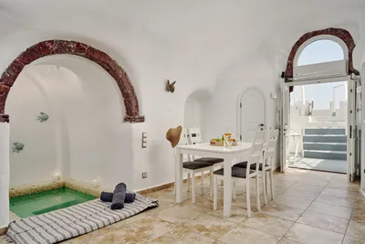 Santorini Mansion