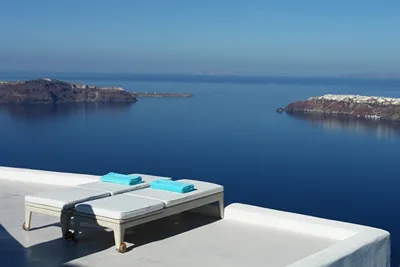 White Santorini
