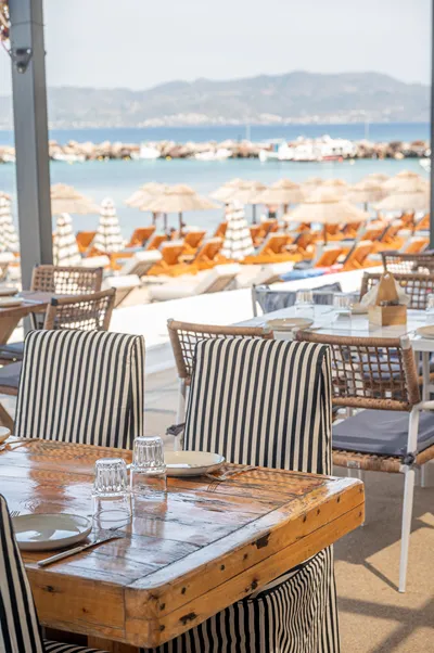 Oasis Beach Hotel