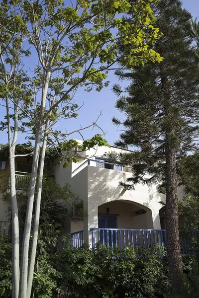 Elpida Village