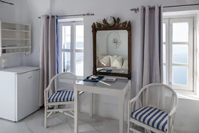 Alexander Villas Santorini