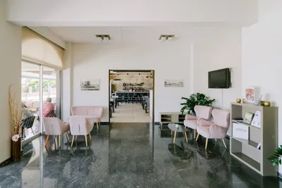 Zephyros Hotel
