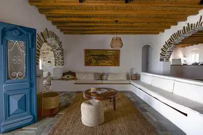 Anthemion Paros – Villas & Suites