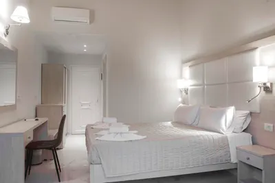 Ninos Saint George Palace Hotel