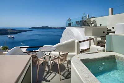Athina Luxury Suites